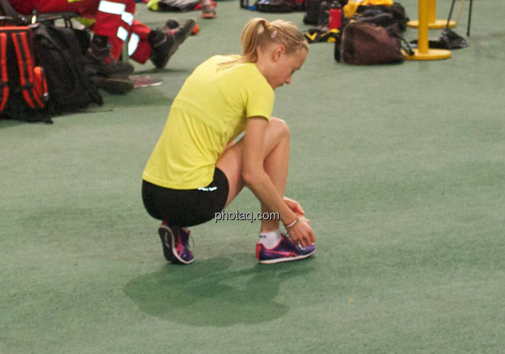 Jennifer Wenth Schuhe, © photaq/runplugged (24.01.2015) 