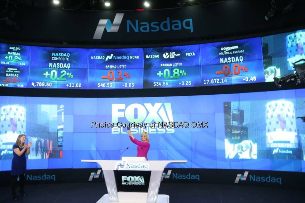 Fox Business' Strange Inheritance with Jamie Colby rings the Nasdaq Closing Bell! $FOXA  Source: http://facebook.com/NASDAQ (27.01.2015) 