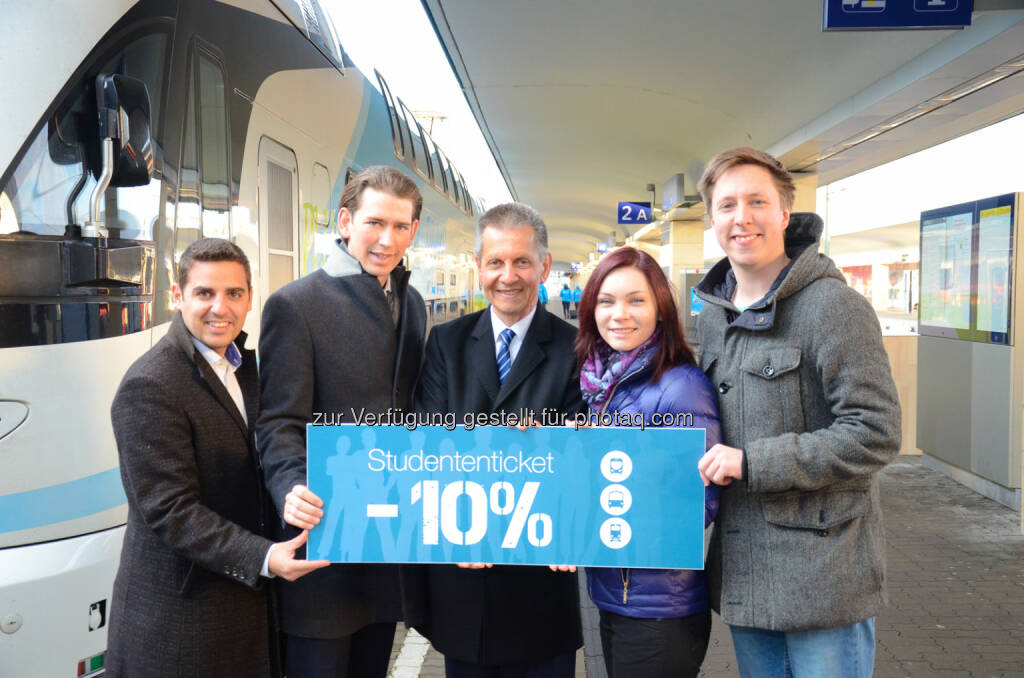 Abgeordneter zum NR Asdin El Habbassi, Bundesobmann Sebastian Kurz, Geschäftsführer Westbahn Erich Forster, Abgeordnete zum NR Eva Himmelbauer, Bundesobmann Aktionsgemeinschaft Markus Habernig: Westbahn setzt Junge ÖVP-Initiative um und unterstützt Studenten beim Sparen, © Aussendung (29.01.2015)