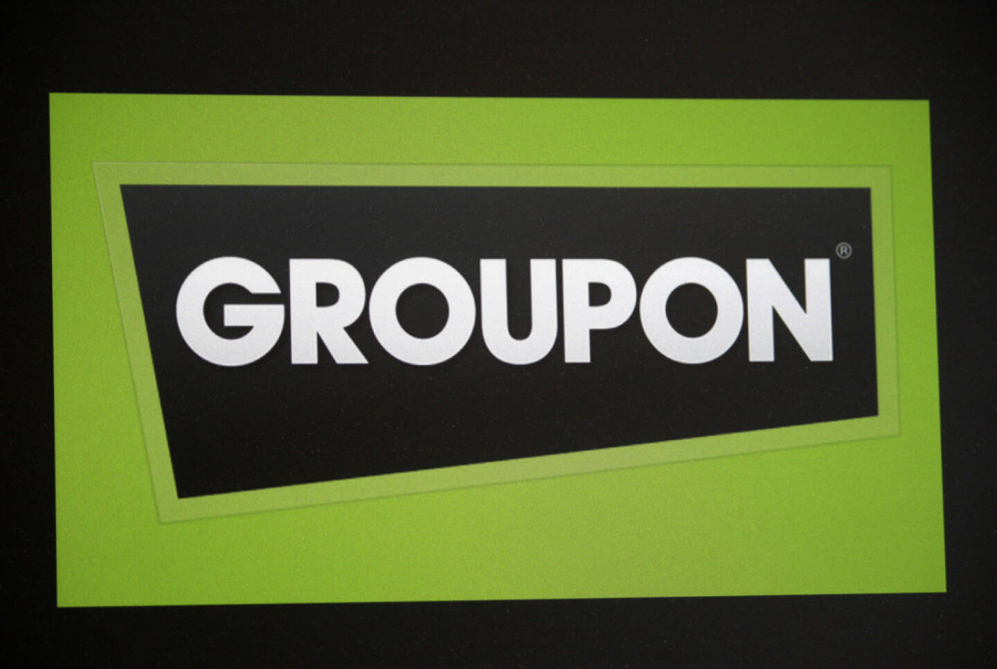 Groupon, <a href=http://www.shutterstock.com/gallery-320989p1.html?cr=00&pl=edit-00>360b</a> / <a href=http://www.shutterstock.com/editorial?cr=00&pl=edit-00>Shutterstock.com</a>, 360b / Shutterstock.com