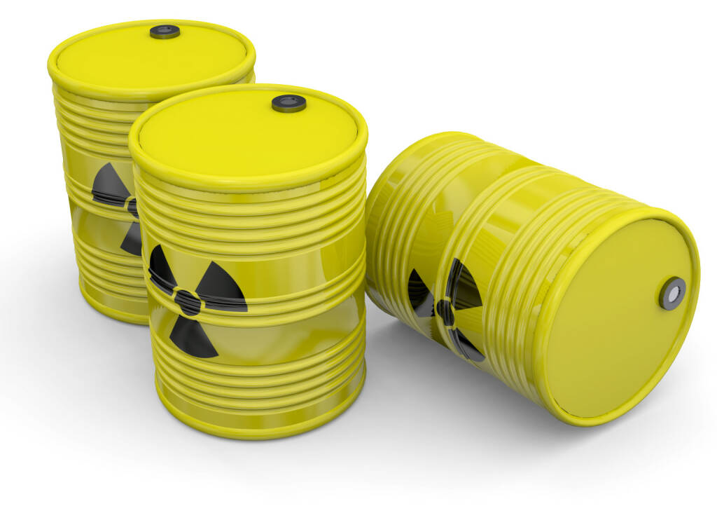 Uran, Atomkraft, Atommüll, Gefahr http://www.shutterstock.com/de/pic-247451770/stock-photo-debris-atomic-energy-on-white-background.html, © www.shutterstock.com (03.02.2015) 