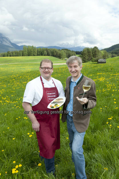 Christian Gelter und Hermann Haller: Genuss Region Österreich: Nachschlag, bitte! Österreichs beste GenussWirte für ein weiteres Jahr ausgezeichnet, © Aussender (03.02.2015) 