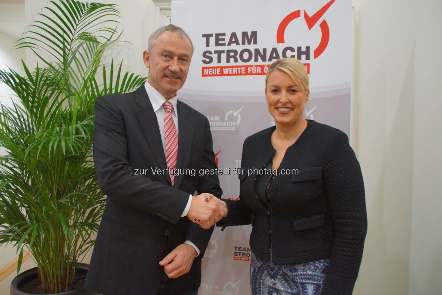 Team Stronach für NÖ Obfrau Renate Heiser-Fischer begrüßt den neuen stv. Bundesobmann des Team Stronach für Österreich, Wolfgang Auer