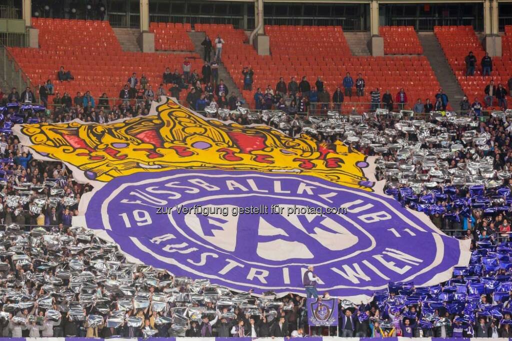 FAK, Austria Wien, Fussball, Fans, Transparent, <a href=http://www.shutterstock.com/gallery-69993p1.html?cr=00&pl=edit-00>Herbert Kratky</a> / <a href=http://www.shutterstock.com/editorial?cr=00&pl=edit-00>Shutterstock.com</a>, Herbert Kratky / Shutterstock.com, © www.shutterstock.com (25.02.2015) 