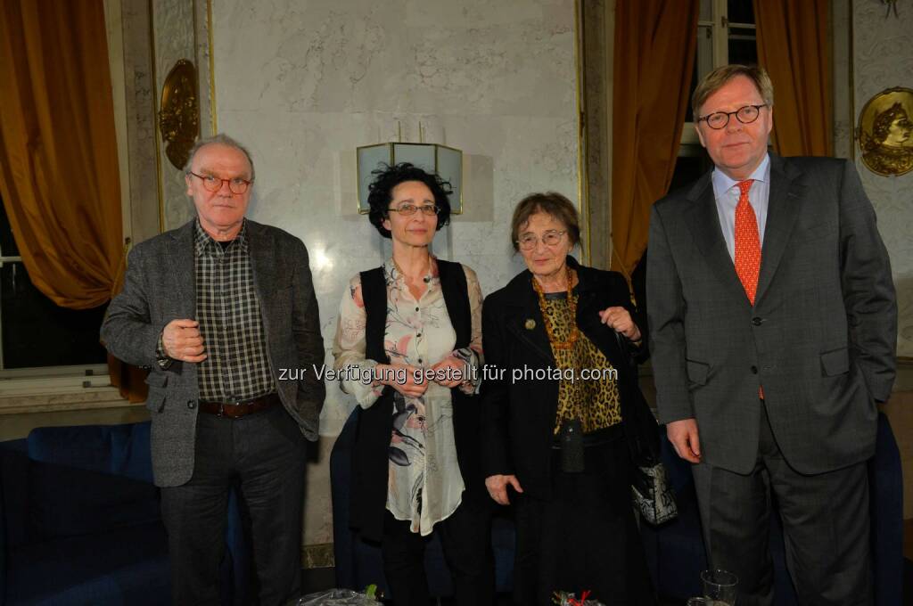 Schriftsteller Michael Köhlmeier, Philosophin Isolde Charim, Philosophin Ágnes Heller, Bank Austria Vorstandsvorsitzender Willibald Cernko, © leisure.at/Oreste Schaller (25.02.2015) 