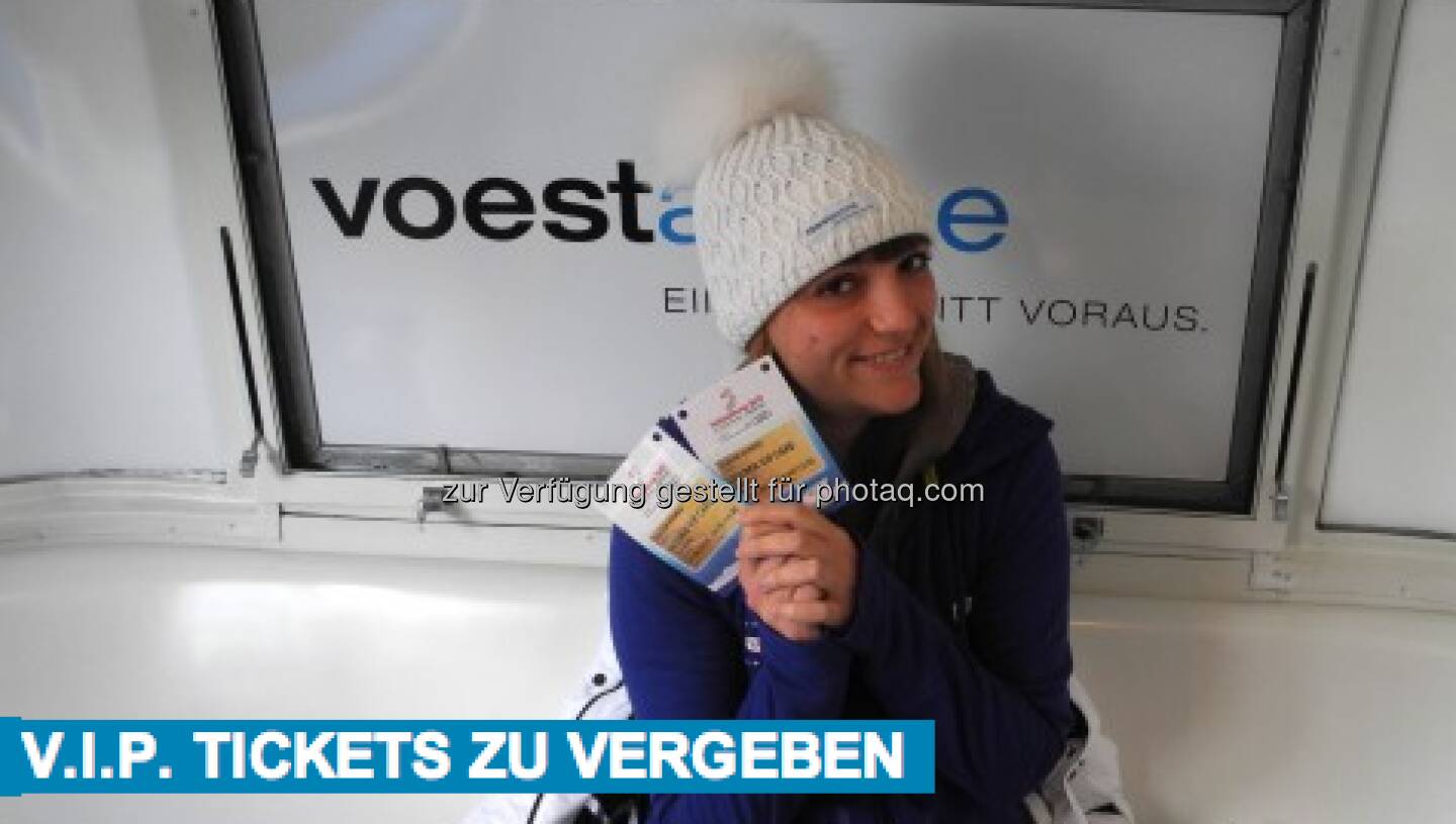 Johanna Holzer: Als Dankesch&ouml;n, weil ihr uns in den letzten zwei Wochen so flei&szlig;ig verfolgt habt, vergeben wir f&uuml;r Sonntag noch zwei VIP Tickets. Schickt uns bis heute um 18:00 Uhr eine Mail an skiwmblog@yahoo.de, in der ihr erkl&auml;rt welches euer Lieblingsvideo aus dem Blog ist. Damit nehmt ihr an der Verlosung der zwei VIP Tickets teil und k&ouml;nnt am Sonntag beim spannenden Finale, dem Herren Slalom, mitfiebern