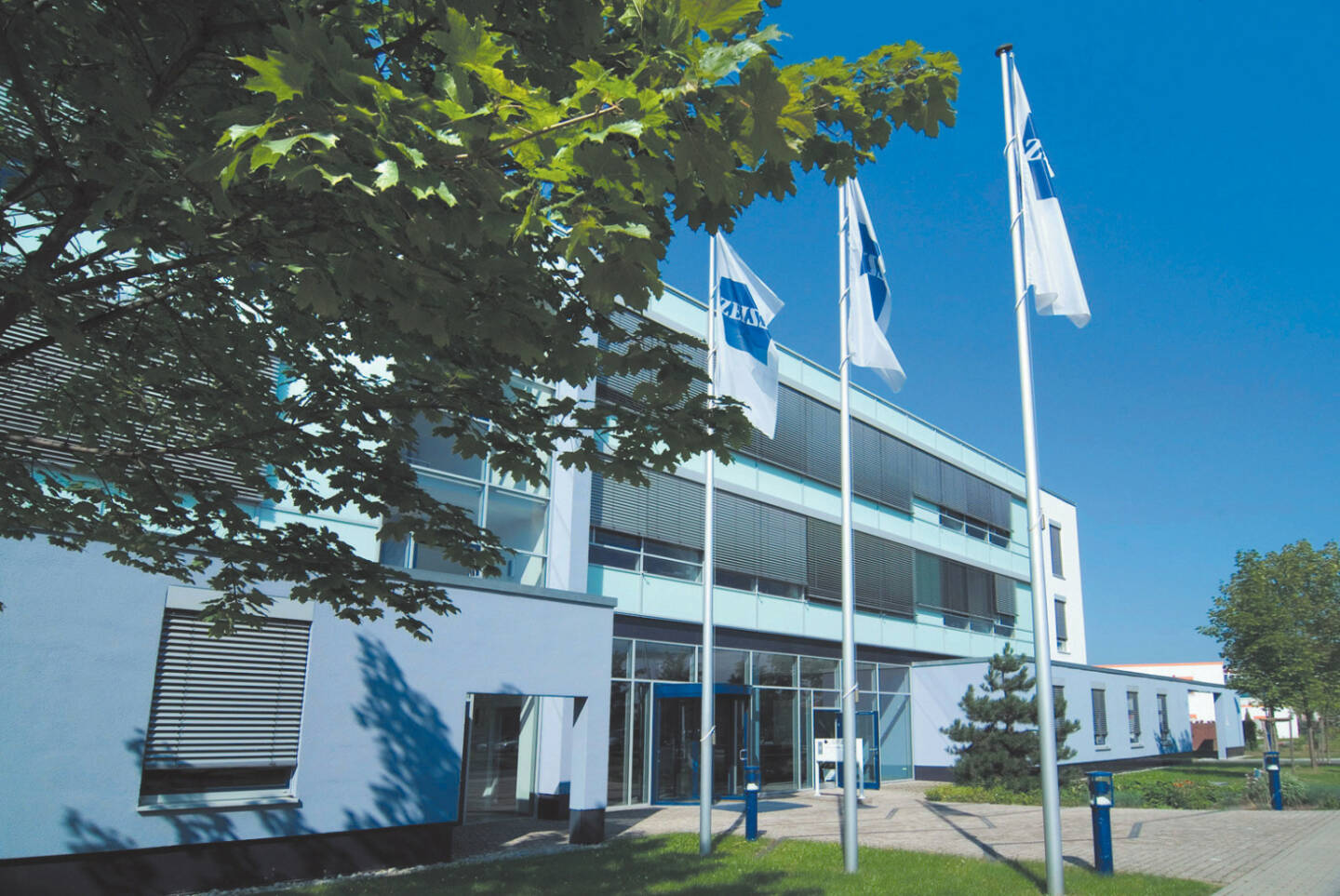 Carl Zeiss Meditec AG, Standort Jena, (C) Carl Zeiss Surgical GmbH