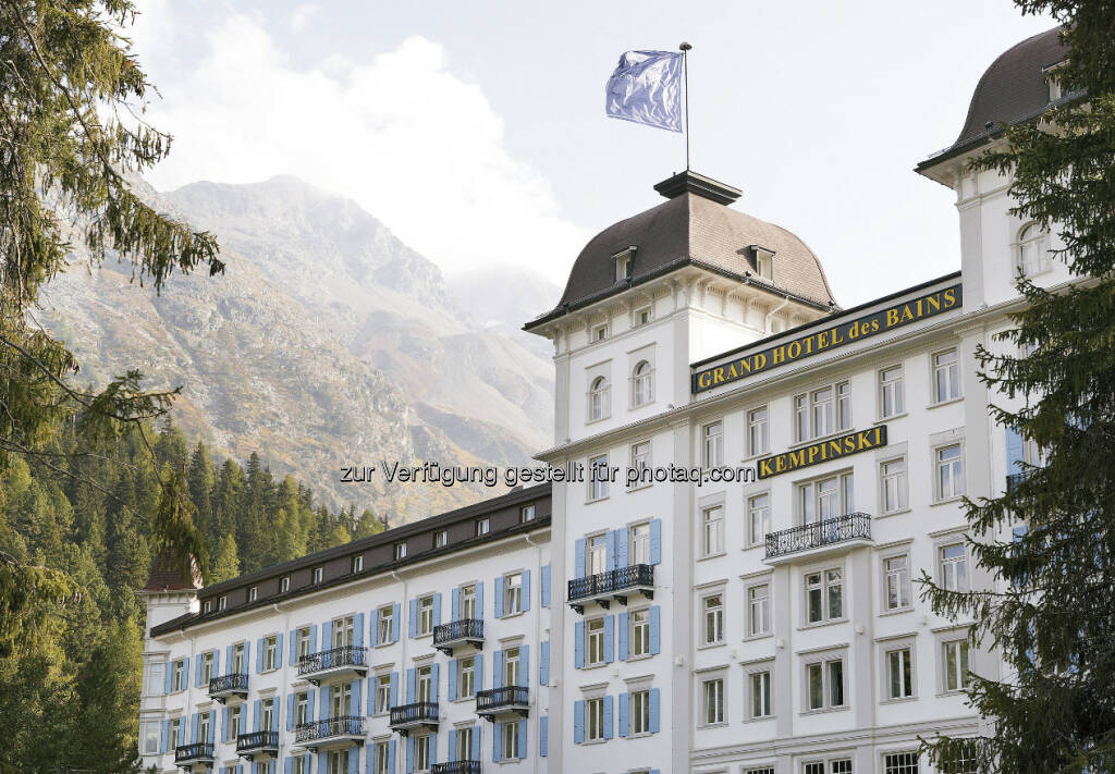 Bild 2: Die Immofinanz Group hat einen Kaufvertrag über 100% der Anteile an der Schweizer Les Bains de St. Moritz Holding AG, Eigentümerin des Kempinski Grand Hotel des Bains, unterzeichnet und zieht sich damit weiter aus dem nicht zum Kerngeschäft zählenden Hotelbereich zurück. Käufer ist ein internationaler Investor, die Transaktion erfolgte über Buchwert. Das Closing findet voraussichtlich im März 2013 statt, über weitere Details wurde Stillschweigen vereinbart (c) Immofinanz (18.02.2013) 
