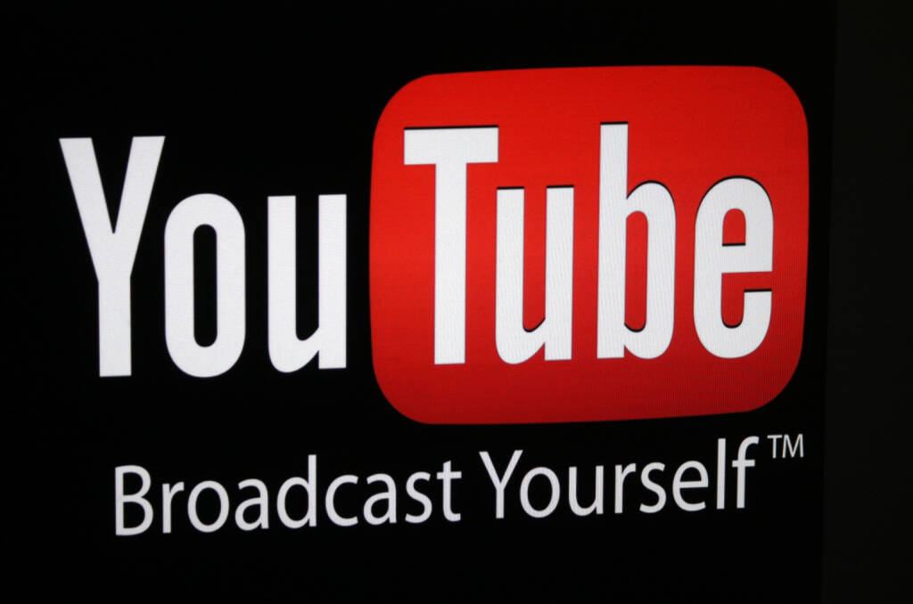 YouTube, logo, Braodcast Yourself(tm) <a href=http://www.shutterstock.com/gallery-320989p1.html?cr=00&pl=edit-00>360b</a> / <a href=http://www.shutterstock.com/editorial?cr=00&pl=edit-00>Shutterstock.com</a>, © www.shutterstock.com (17.03.2015) 