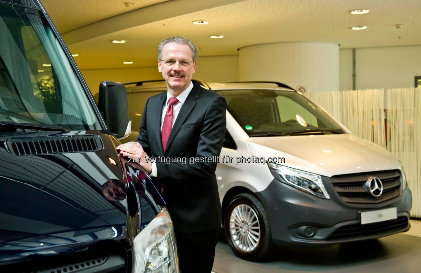 Volker Mornhinweg, Leiter Mercedes-Benz Vans: Mercedes-Benz Vans verbucht Rekordjahr 2014 und stellt Weichen für zukünftiges Wachstum