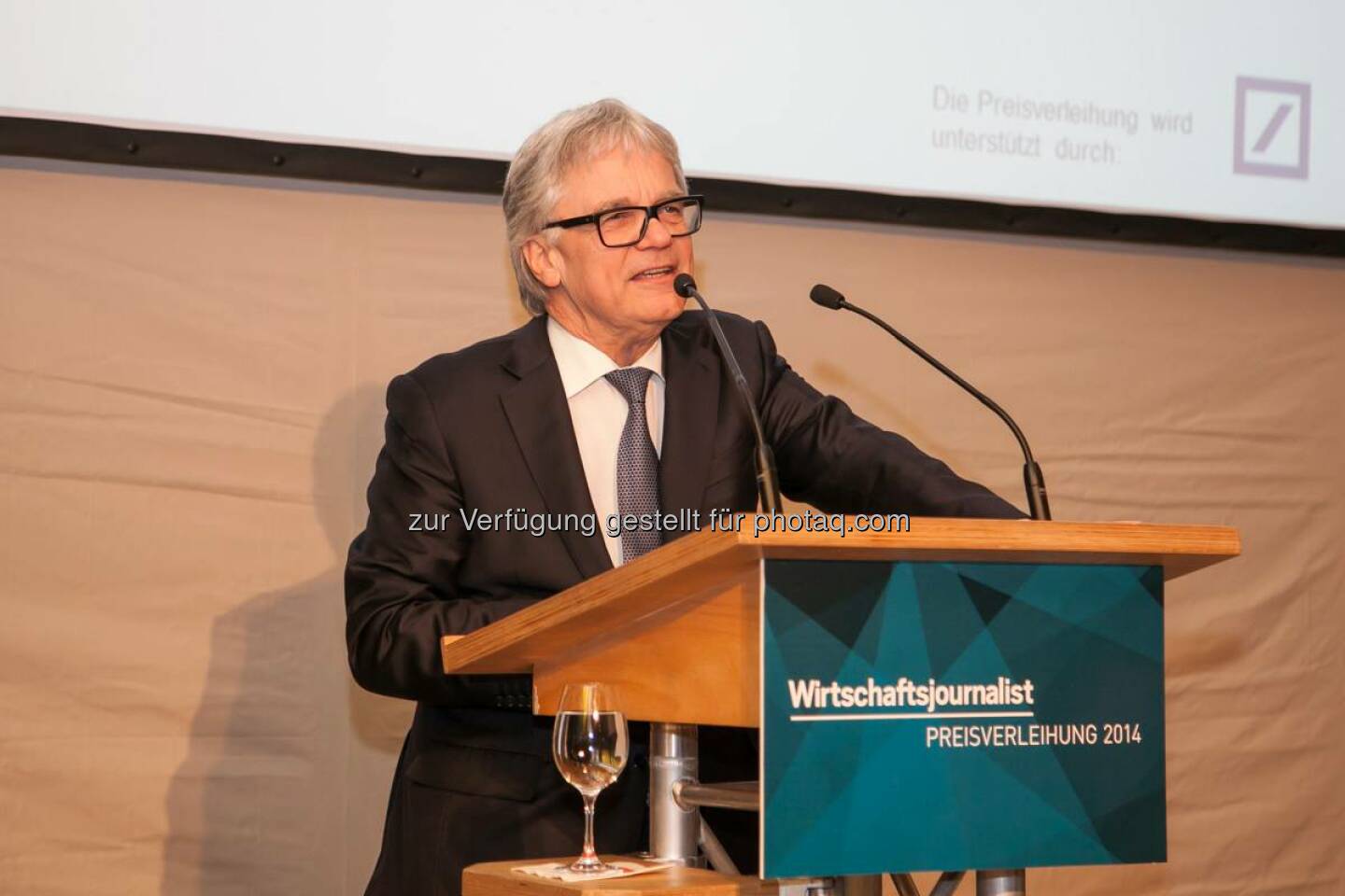 Im Rahmen der Preisverleihung des Wirtschaftsjournalisten des Jahres 2014 in Frankfurt hielt voestalpine-CEO und Weltstahlpräsident Wolfgang Eder die Keynote. http://bit.ly/1EvE5V1  Source: http://facebook.com/voestalpine