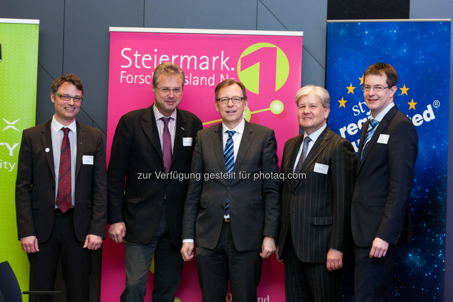 Stefan Grünwald (FH Campus 02), Direktor Karl-Heinz Dernoscheg (WKO Steiermark), Landesrat Christian Buchmann (Land Steiermark), Erich Brugger (FH Campus 02), Christian Kittl (evolaris next level GmbH): FH Campus 02: Wirtschafts- und Wissenschaftsexperten diskutierten über digitale Assistenzsysteme