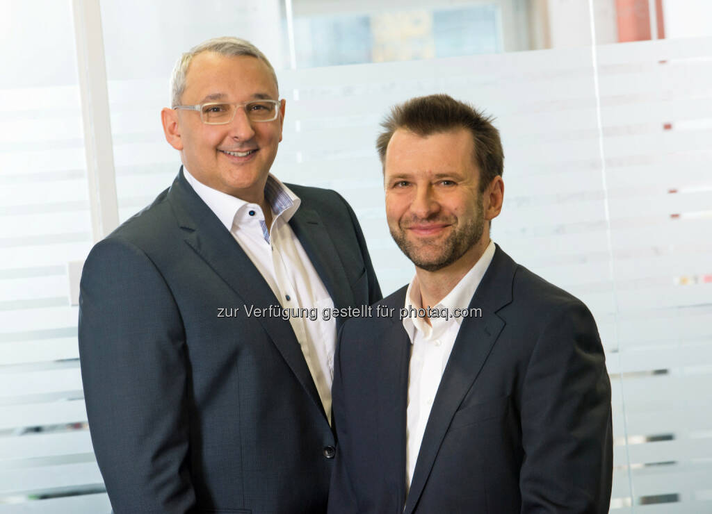 Thomas Lackner und Günther Weiß, Vorstände HDI Versicherung AG: HDI Versicherung AG behauptet Markposition in Österreich und verzeichnet Umsatzwachstum in Tschechien, Ungarn und Slowakei 2014, © Aussender (24.03.2015)