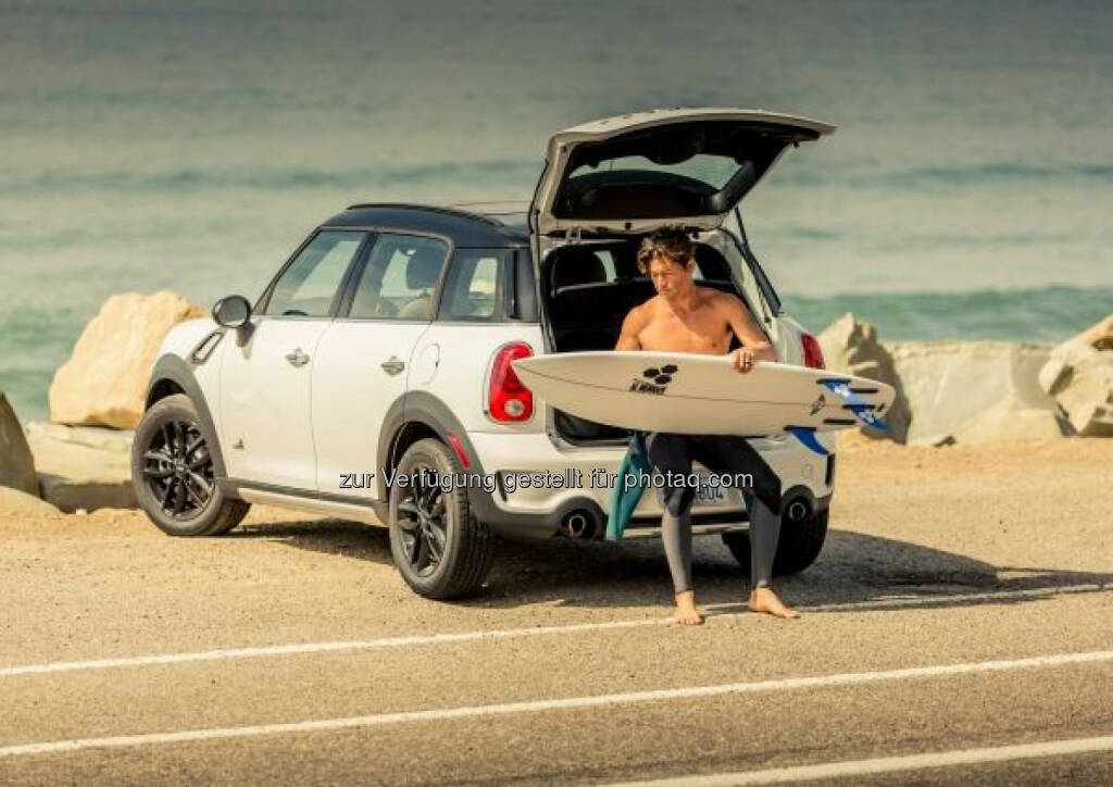 „The Mini“ – das weltweit erste Mini Surfboard. Eine Kooperation mit der legendären Surfboardschmiede Channel Islands., © Aussendung (16.04.2015) 