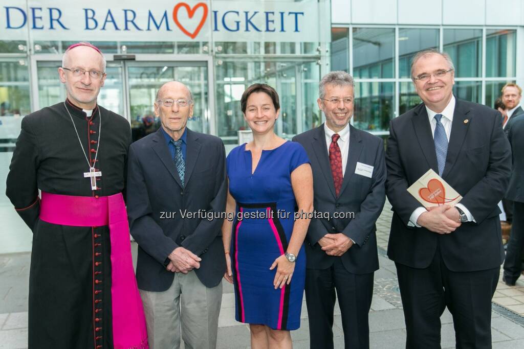 Weihbischof Franz Scharl; Frederic Morton, Schriftsteller; Sonja Wehsely, Gesundheits- und Sozialstadträtin Wien;  Christoph Gisinger, Institutsdirektor, Haus der Barmherzigkeit; Wolfgang Brandstetter, Bundesminister für Justiz: Haus der Barmherzigkeit: 140 Jahre Haus der Barmherzigkeit, © Aussender (17.04.2015) 