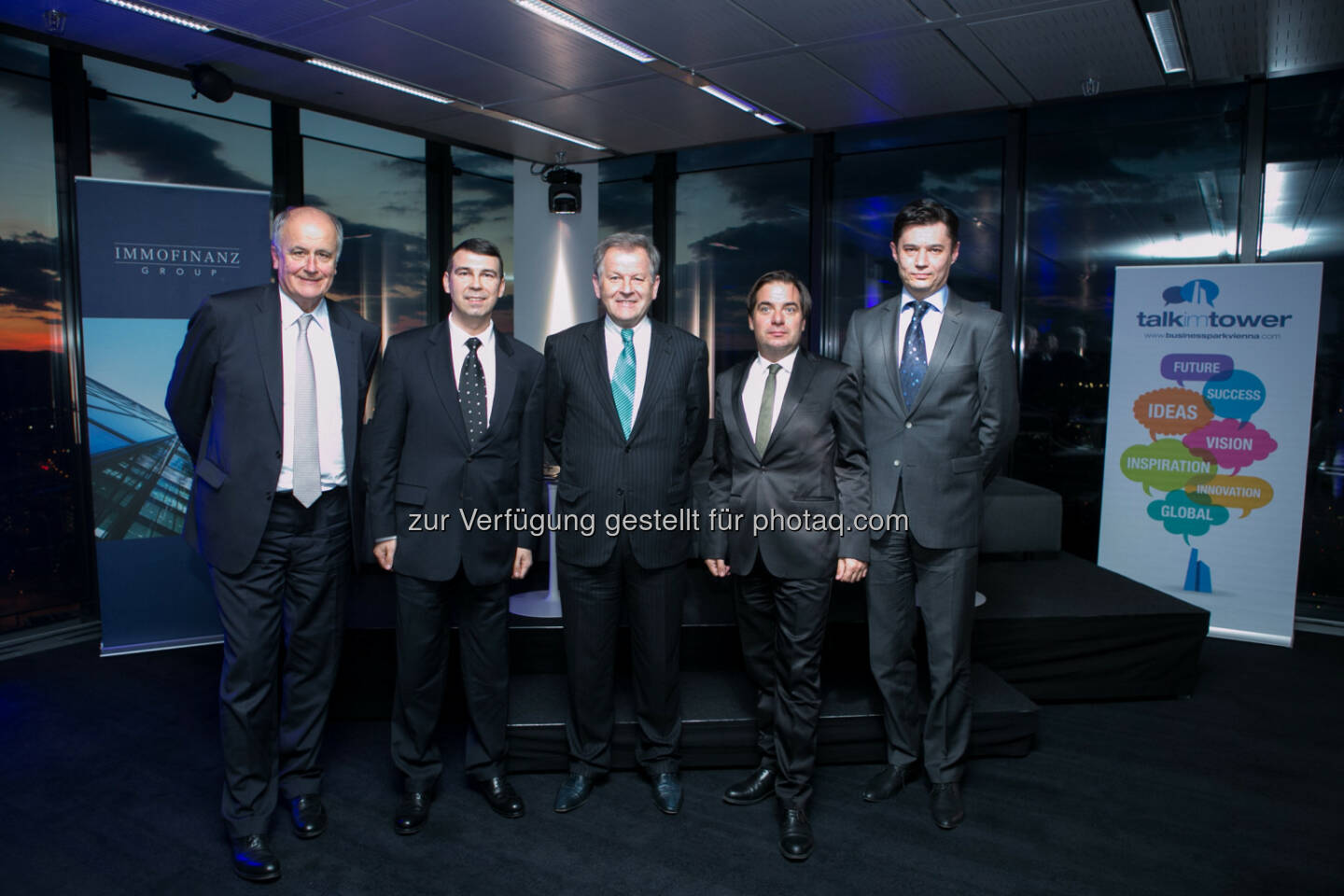 Karl Sevelda, Vorstandsvorsitzender Raiffeisen Bank International; Wladimir Kruschkow, Erster Botschaftsrat, Botschaft der Russischen F&ouml;deration in &Ouml;sterreich; Rainer Nowak, Chefredakteur  &bdquo;Die Presse; Olexander Scherba, Au&szlig;erordentlicher und Bevollm&auml;chtigter Botschafter der Ukraine in der Republik &Ouml;sterreich und Eduard Zehetner, CEO Immofinanz Group, http://blog.immofinanz.com/de/2015/04/21/talk-im-tower-die-vierte-russland-die-sanktionen-und-die-folgen/
