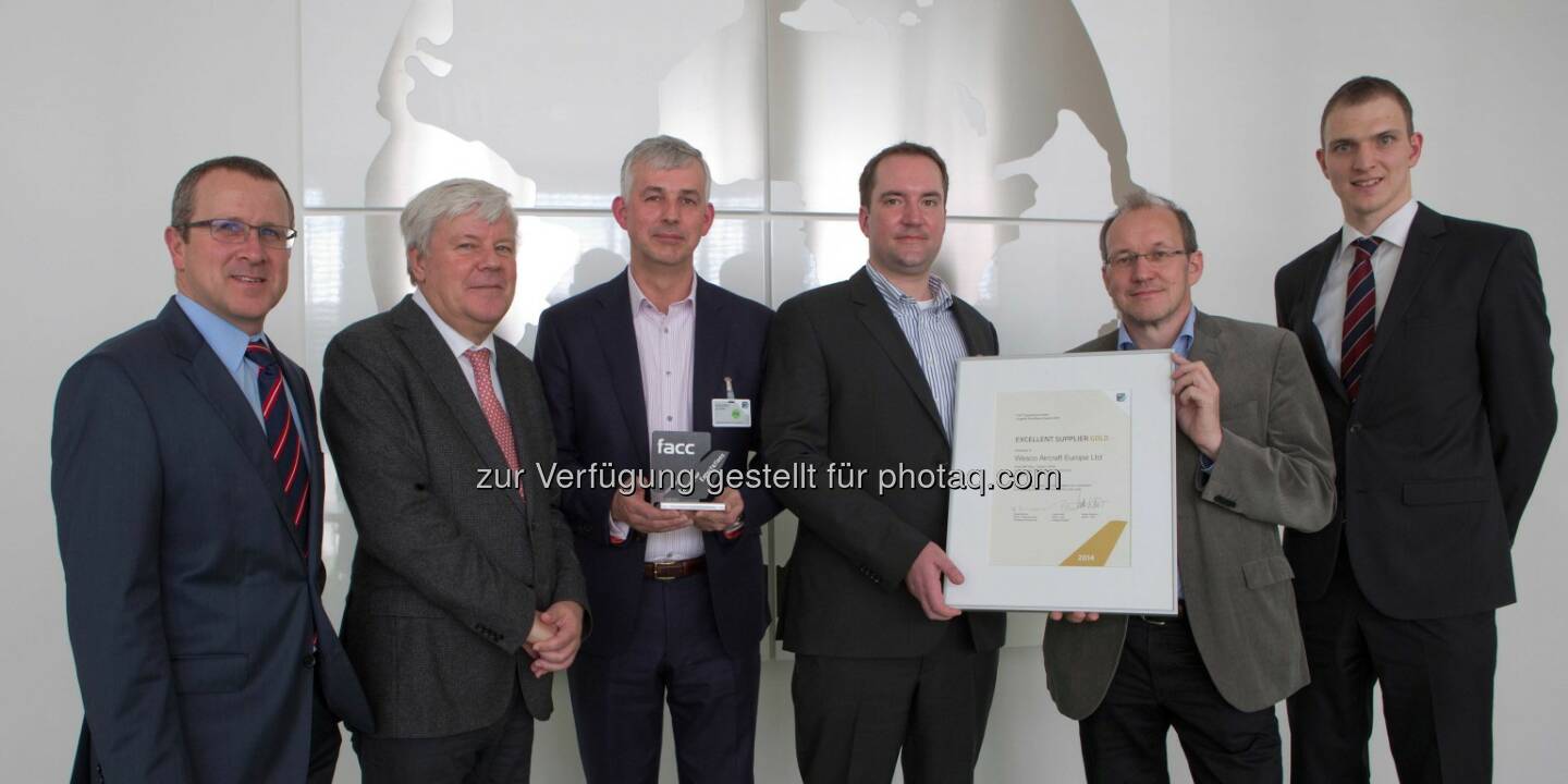 Robert Machtlinger, COO, Facc; Walter Stephan, CEO, Facc Graham Capell, VP Sales/Emea, Wesco; Björn Henkel, Territory Manager, Wesco; Rudolf Leitner, EVP Procurement, Facc; Roland Faisthuber, Strategic Buyer, Facc: Auch 2014 hat Facc ihre besten Lieferanten für deren außergewöhnlichen Einsatz und vorbildliche Leistungen mit dem „Facc Supplier Award“ gewürdigt.
 
Foto: Facc/Furtner
