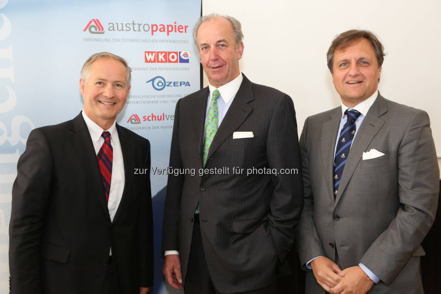 Max Oberhumer (Vizepräsident Austropapier, Sappi Austria), Alfred Heinzel (Präsident Austropapier, Heinzel Group), Christian Skilich (Vizepräsident Austropapier, Mondi Europe and International): Wirtschaftskammer Österreich: Austropapier präsentiert Branchenbericht 2014/15: Österreichische Papierindustrie liegt über EU-Durchschnitt