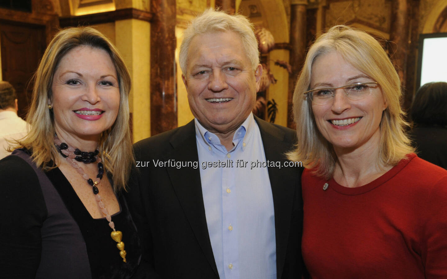 Raphaela Vallon-Sattler, Erich Buxbaum, Martina Hörmer beim IAA Business Communication Lunch, mit Franz Fischler und Christina Weidinger (c) ORF/Thomas Jantzen