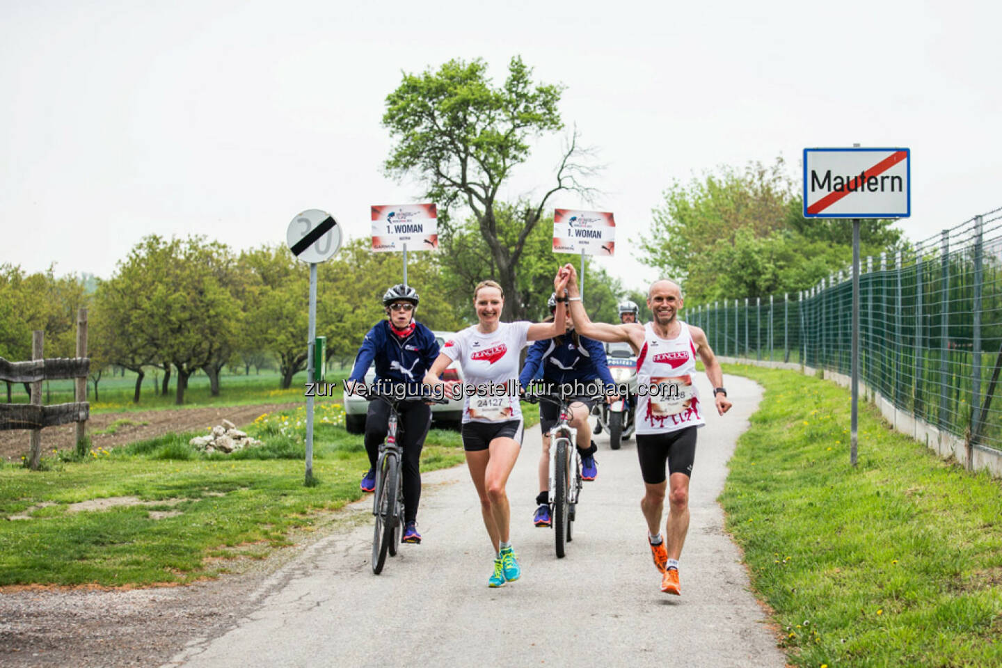 Participants perform at the Wings for Life World Run in St. Poelten, Austria on May, 3rd 2015. // Philipp Greindl for Wings for Life World Run // Please go to www.redbullcontentpool.com for further information. // 