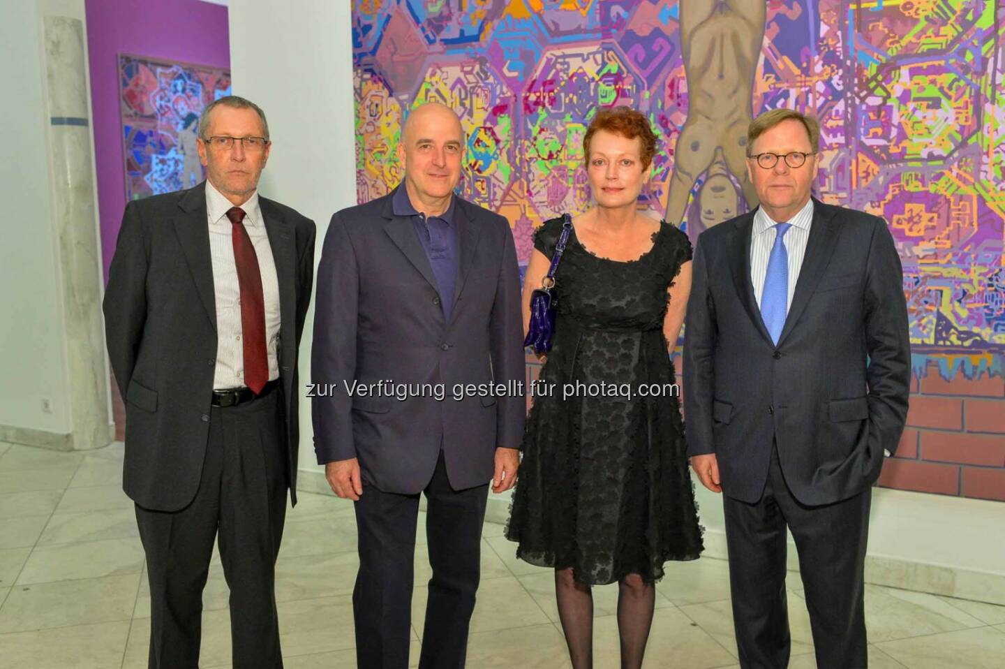 Philosoph Konrad Paul Liessmann, Maler Hubert Schmalix, Ingried Brugger, Bank Austria Vorstandsvorsitzender Willibald Cernko: Ausstellungseröffnung Hubert Schmalix im Bank Austria Kunstforum Wien