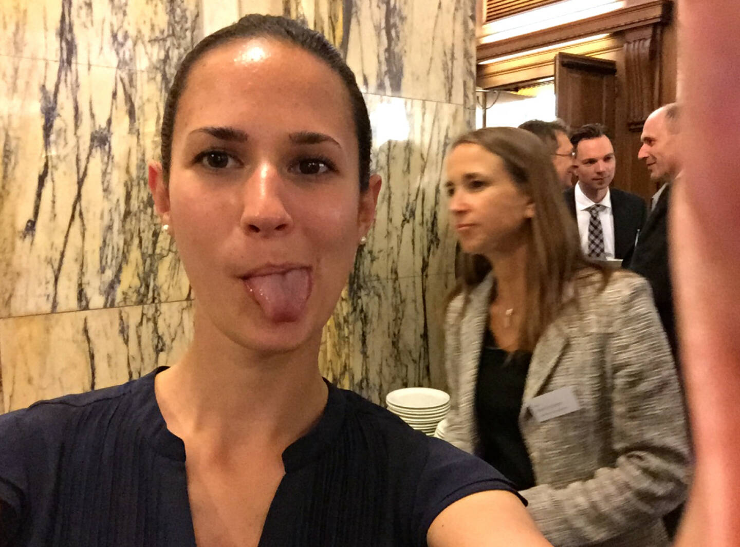 Selfie Alana Maue, Socgen