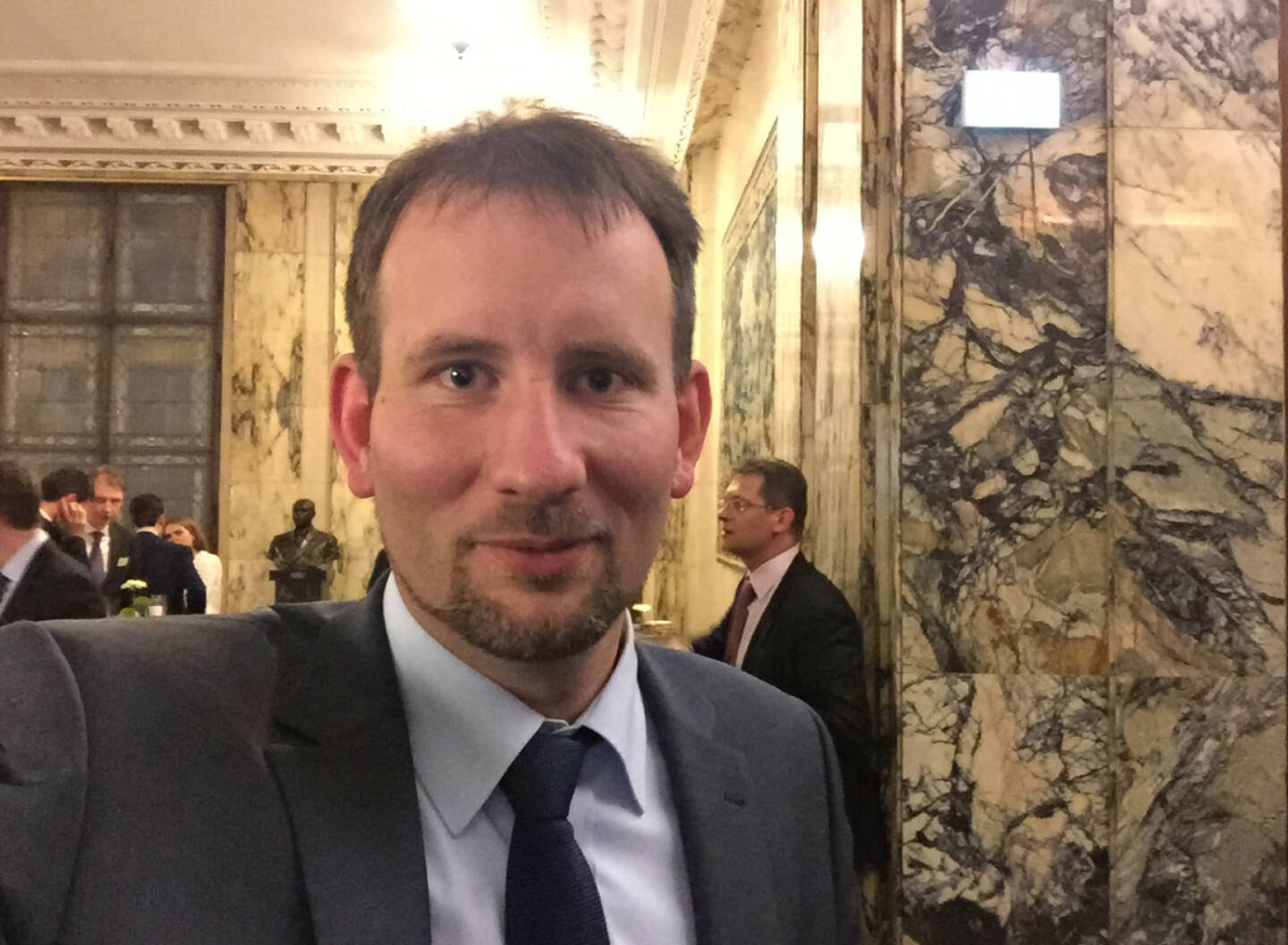 Selfie Lars Merle, finanzen.net