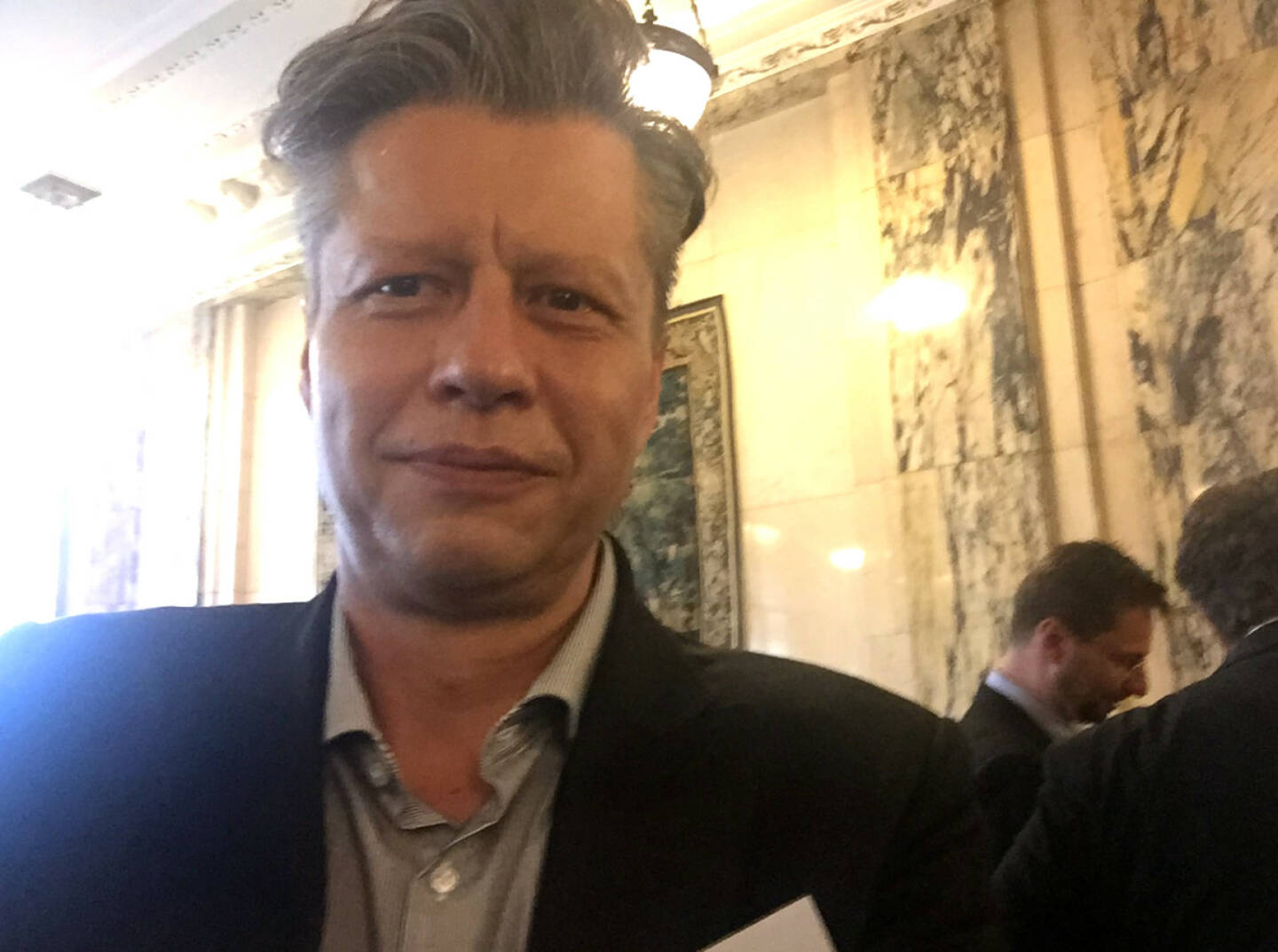 Selfie Robert Gillinger, Börse Express