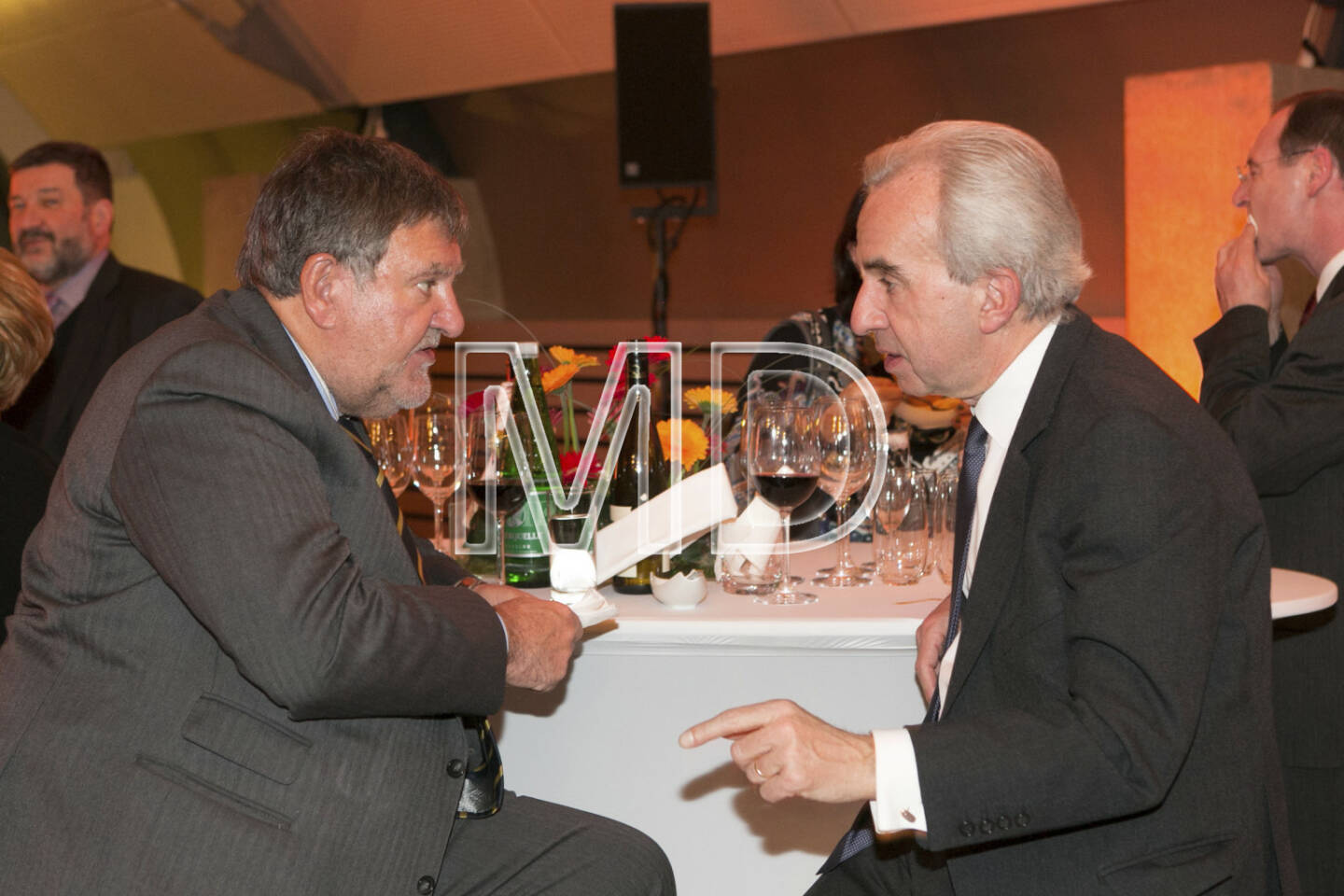 Herbert Stepic (Raiffeisen Bank International), Rudolf Scholten (Aufsichtsratsvorsitzender Prisma Kreditversicherungs AG)