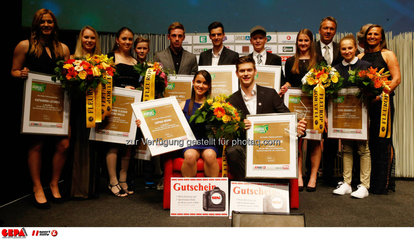 Image shows the up-and-coming athletes with up-and-coming Sportswoman of the year Sophia Woehri and up-and-coming Sportsman of the year Lucas Birnbaum.
Photo: Gepa pictures/ Markus Oberlaender