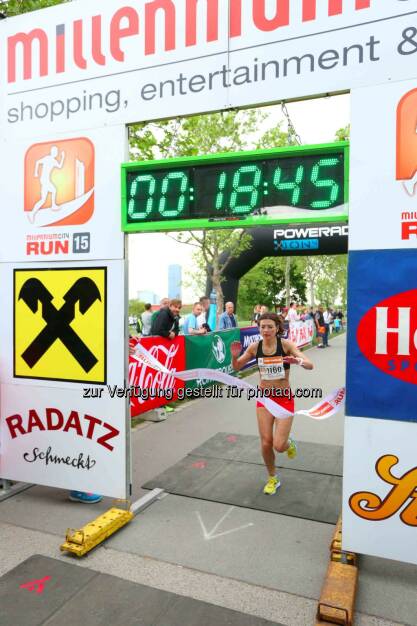 Balint Anniko, Siegerin Damen Millennium City Run 2015 über die 5km Distanz, © leisure.at/Ludwig Schedl (10.05.2015) 