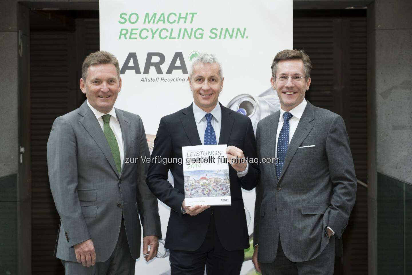 Werner Knausz (Vorstand ARA), Alfred Berger (Aufsichtsratsvorsitzender ARA) und Christoph Scharff (Vorstand ARA): ARA Altstoff Recycling Austria AG: Getrennte Verpackungssammlung – Bilanz 2014: ARA im Recycling-Hoch
