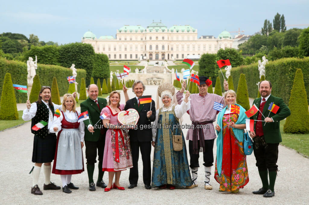 Wiesn Veranstaltungs- und Kultur GmbH: Eurowiesn Night - Wiener Wiesn-Fest feiert größte Trachtenparty Europas (15.05.2015) 