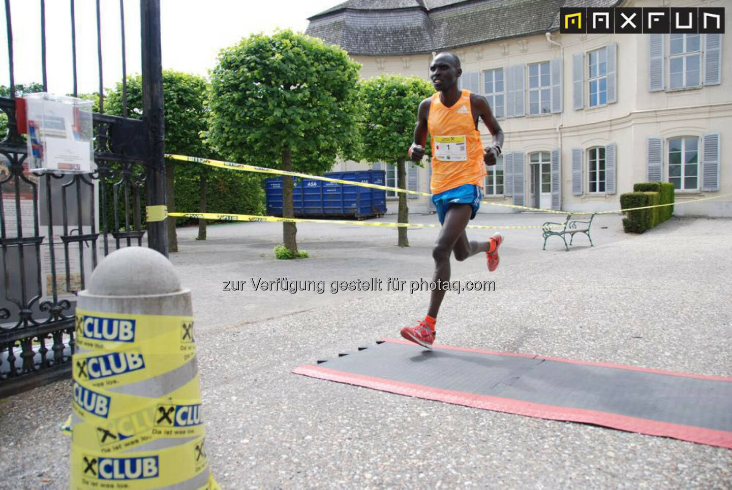 Sieger Raiffeisen Schlössermarathon 2015: Richard Kemboi Chepkwony, KEN