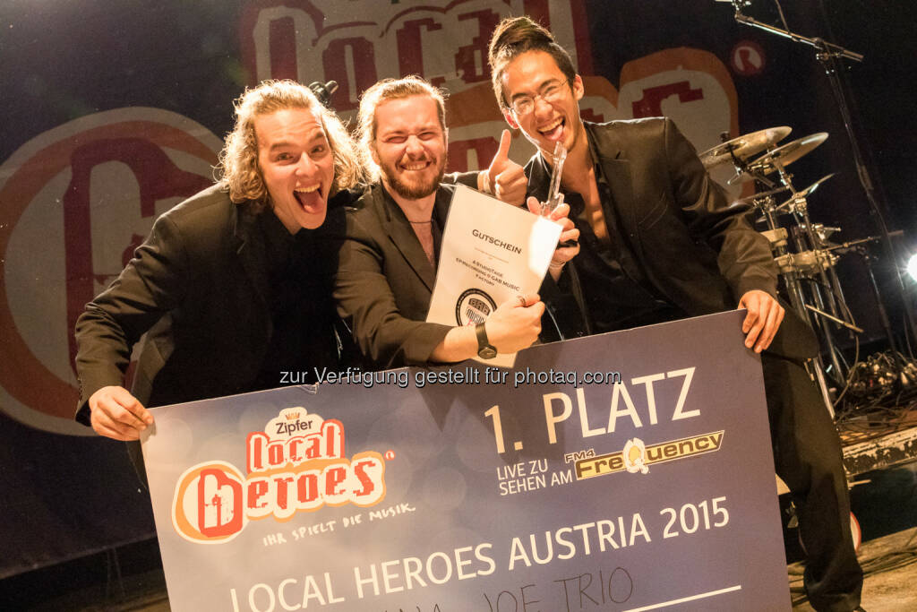 Banana Joe Trio gewinnt als Siegerband mit Zipfer Auftritt am FM4 Frequency: Brau Union Österreich AG: Local Heroes 2015, © Aussender (18.05.2015) 
