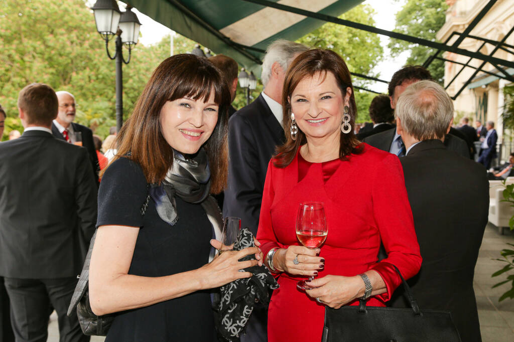 Birgit Kuras und Susanne Riess, Generaldirektorin der Wüstenrot AG, © Quelle: Wiener Börse, Richard Tanzer (20.05.2015) 