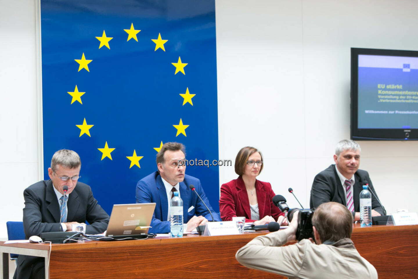 Heinz Miko (EU-Kommission Vertretung in Ö), Johann Sollgruber (Leiter der Vertretung der EU-Kommission in Ö), Gabriele Zgubic (AK Wien), Bernd Lausecker (VKI)