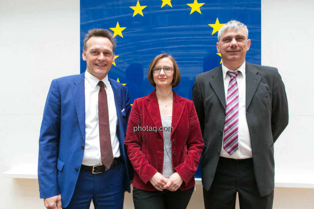 Johann Sollgruber (Leiter der Vertretung der EU-Kommission in Ö), Gabriele Zgubic (AK Wien), Bernd Lausecker (VKI), © photaq/Martina Draper (01.06.2015) 