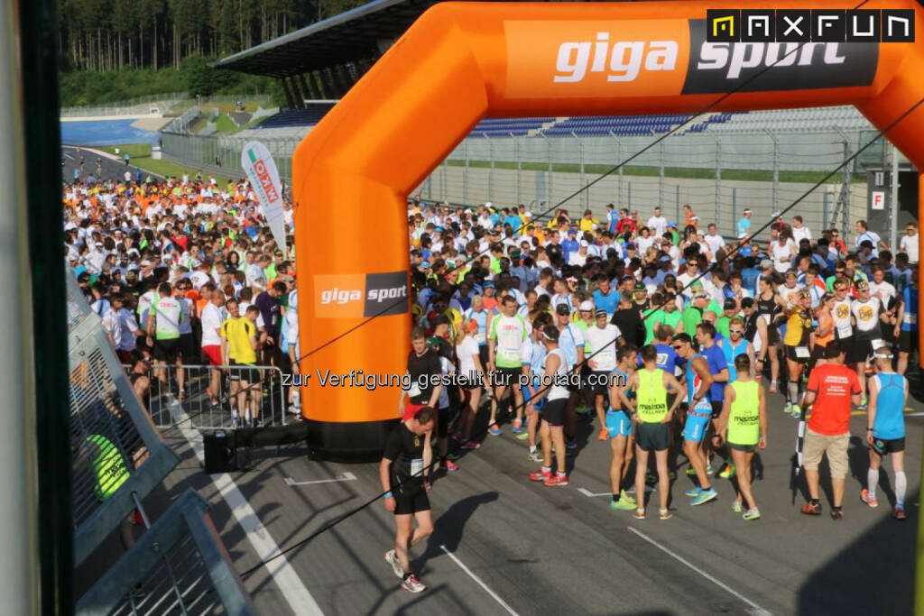 Sparkasse Businesslauf Spielberg, Giga Sport, © MaxFun Sports (04.06.2015) 