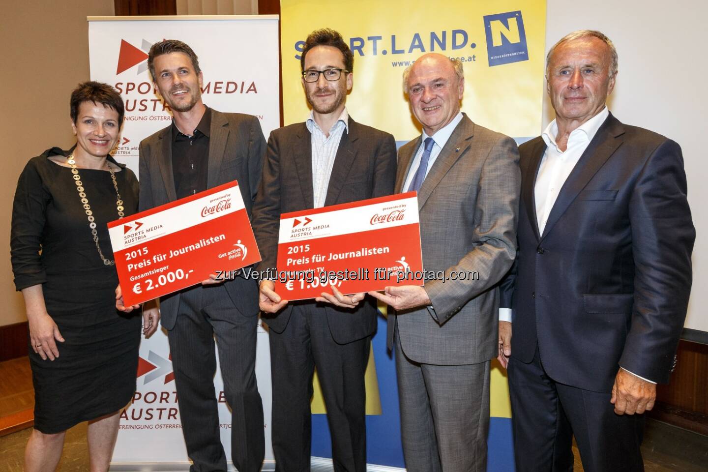 Susanne Lontzen (Coca-Cola), Nikolaus Strecha, Nikolaus Mahatsek, LH Erwin Pröll und Josef Hickersberger: Two Niks gewinnen Sports Media Austria Journalistenpreis - Gesamtsieger.