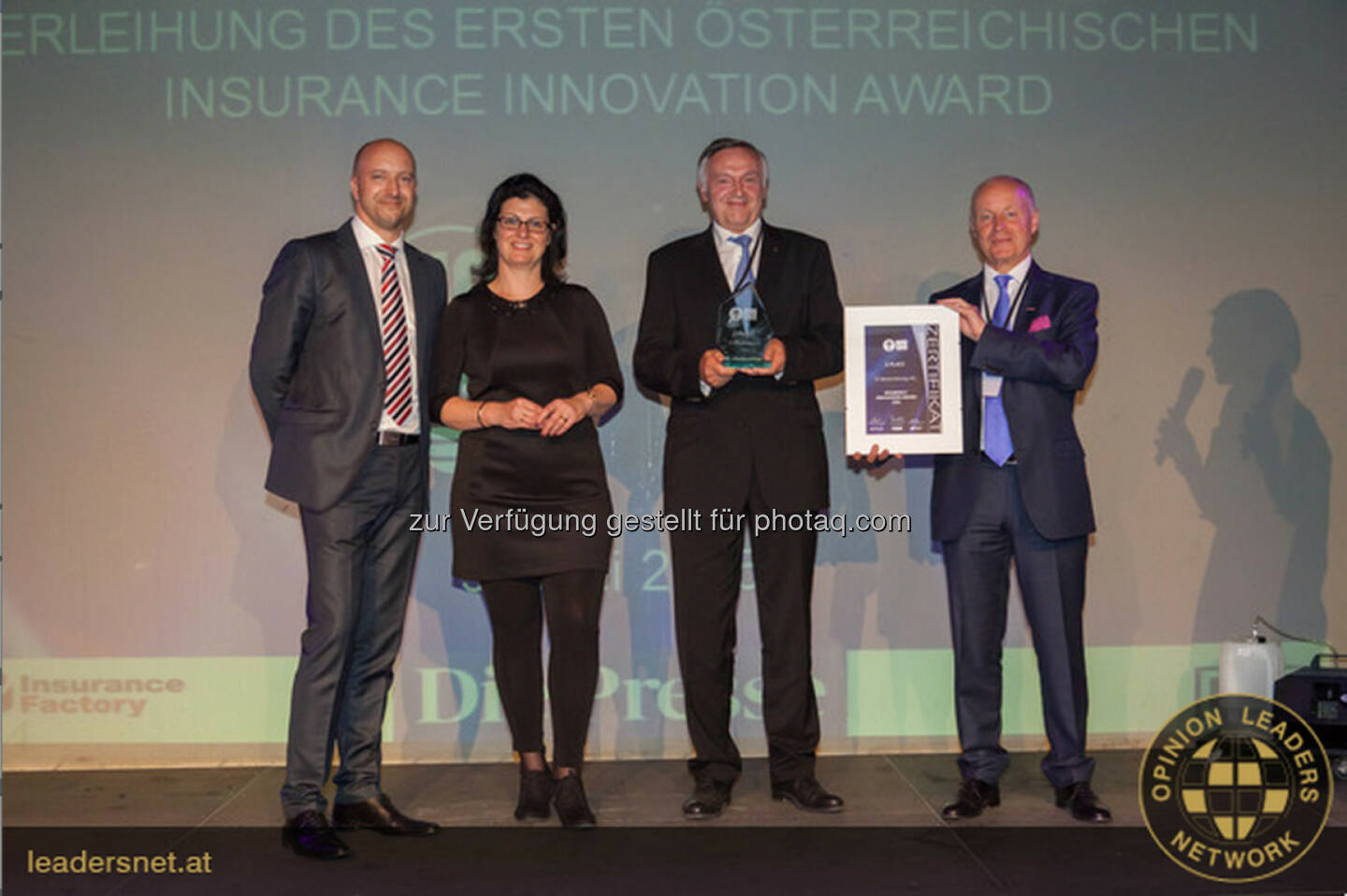 Mark Winkler (Managing Director Braintribe), Erika Krizsan (Managing Director Insurance Factory), Heinz Schuster (CEO s Versicherung) und Franz Rudorfer (Geschäftsführer Bundessparte Bank u. Versicherung der WKÖ): Insurance Innovation Award 2015 für die s Versicherung Fotocredit: Mikkelsen