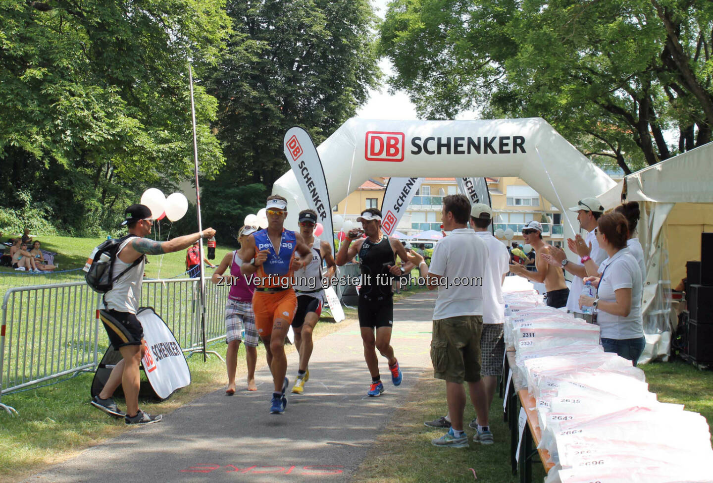 DB Schenker in Österreich: DB Schenker versorgt 3.000 Sportler beim Ironman 2015 (C) DB Schenker