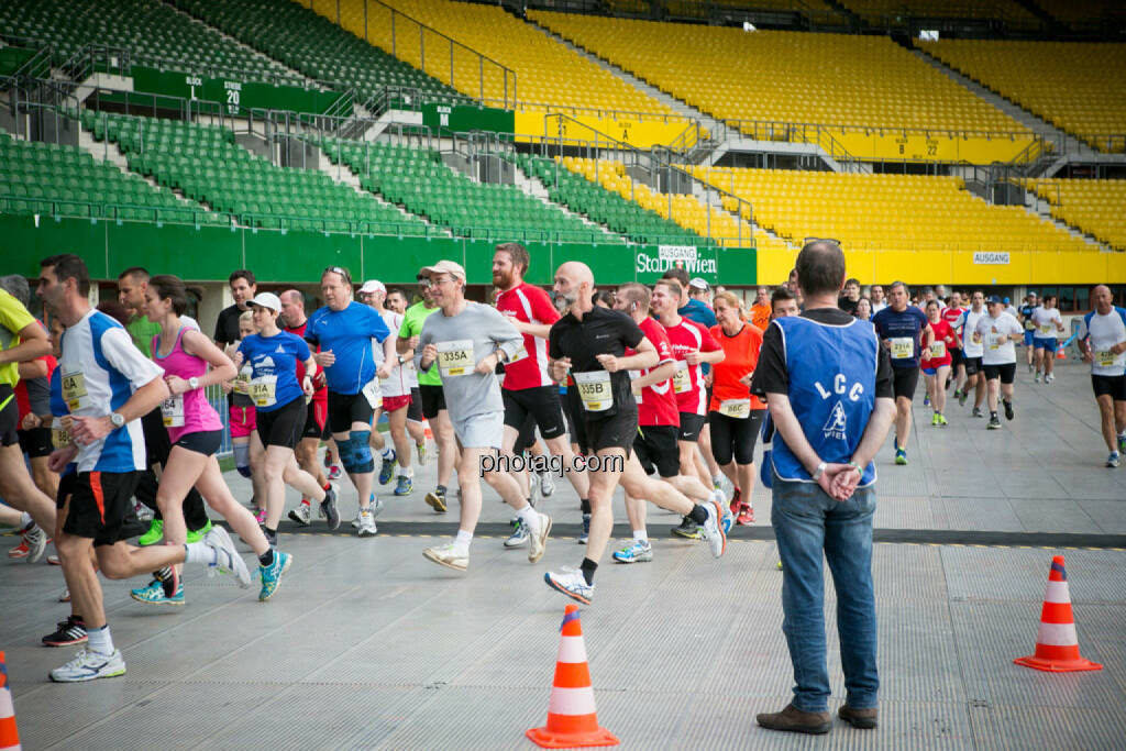 LCC Team- und Firmenlauf, © photaq/Ludwig Hartweger/Martina Draper/div.Handypics (26.06.2015) 