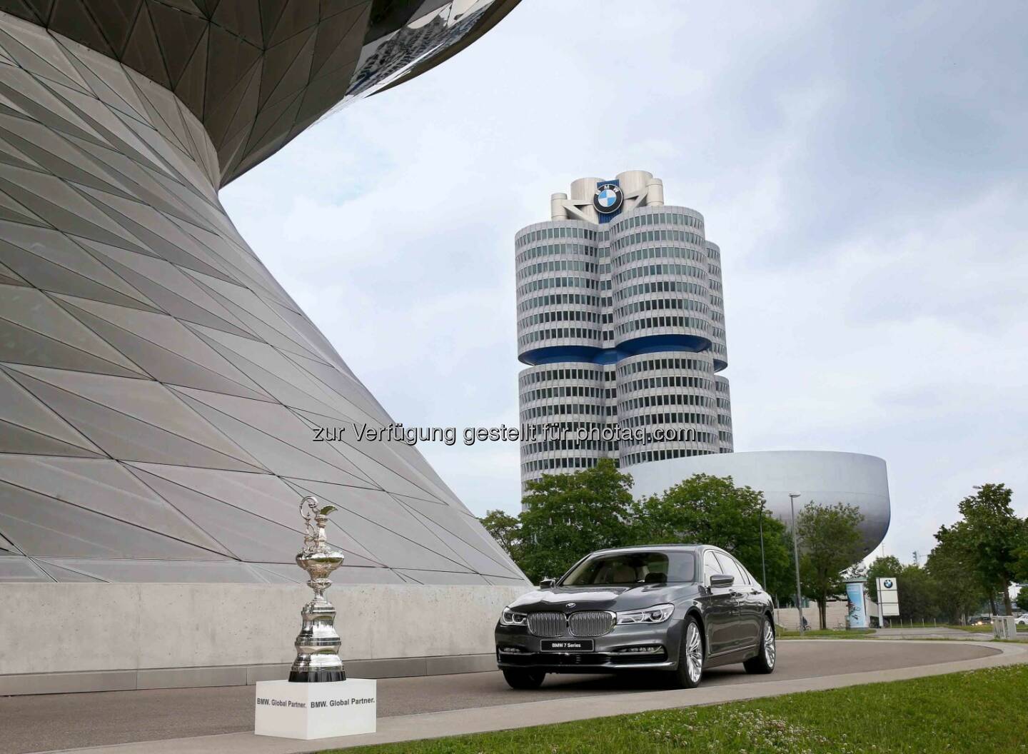 BMW wird „Global Partner“ des 35. America’s Cup.  (Photo by Alexander Hassenstein/Getty Images  For BMW)