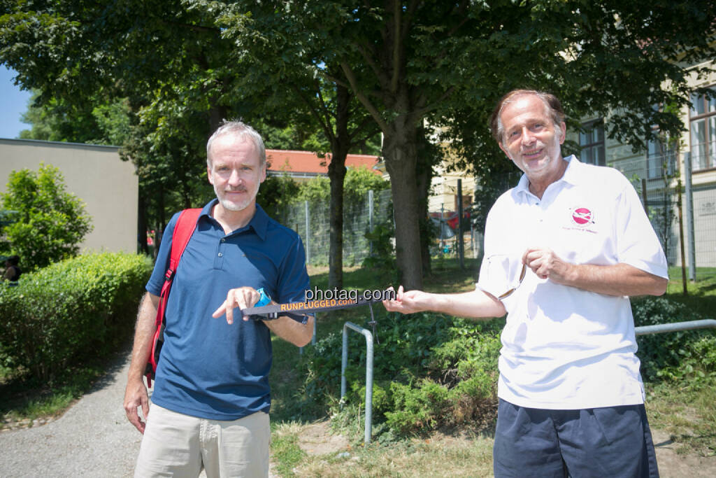 Christian Drastil, Roland Herzog (Veranstalter Höhenstraßen- und Kahlenberglauf), © photaq/Martina Draper (14.07.2015) 