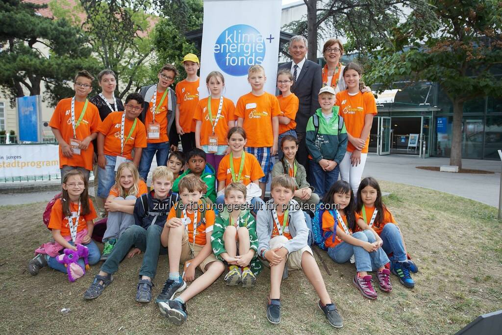 Alois Stöger (Technologieminister), Junior-Studierende : „Tag der Vielfalt“ : Kinderuni Wien : © Klima- und Energiefonds/Mag. Katja Hoyer, © Aussendung (14.07.2015) 