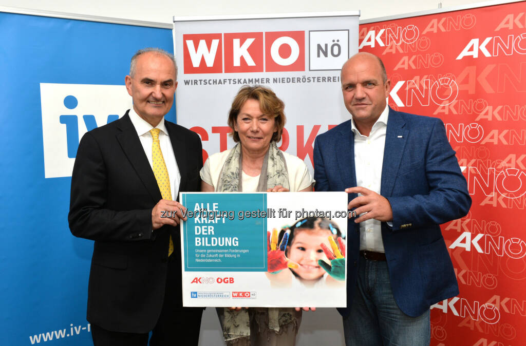 Johann Marihart, Wirtschaftskammer NÖ-Präsidentin Sonja Zwazl und AKNÖ-Präsident und ÖGB NÖ-Vorsitzender Markus Wieser: Wirtschaftskammer NÖ: Alle Kraft der Bildung, (C) WKNÖ, © Aussendung (15.07.2015) 