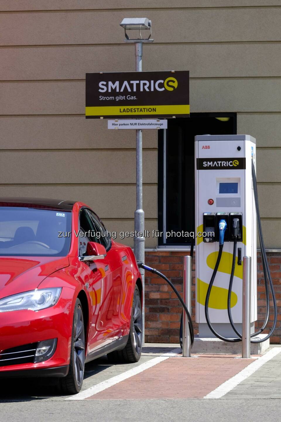 E-Mobility Provider Austria: Smatrics eröffnet 6 neue High-Speed-Ladestationen in 4 Bundesländern – Aufladen von Elektroautos innerhalb von Minuten ist Realität. (C) Smatrics