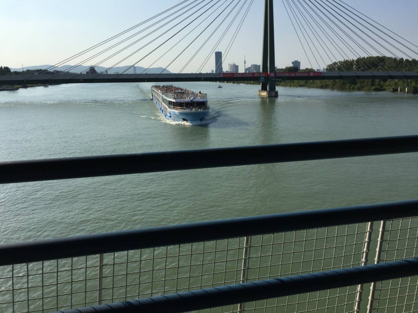 Brücke, Donau, Schiff