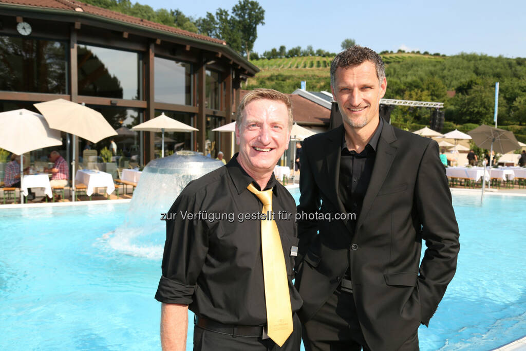 Gerhard Kreiner (Architekt), Erich Weinzettl (Prok. Heiltherme, Bauverantwortlicher) : Eröffnungsfest der neuen Heiltherme Bad Waltersdorf : © Michael Fischer/Fotocredit: Heiltherme Bad Waltersdorf, © Aussender (18.07.2015) 